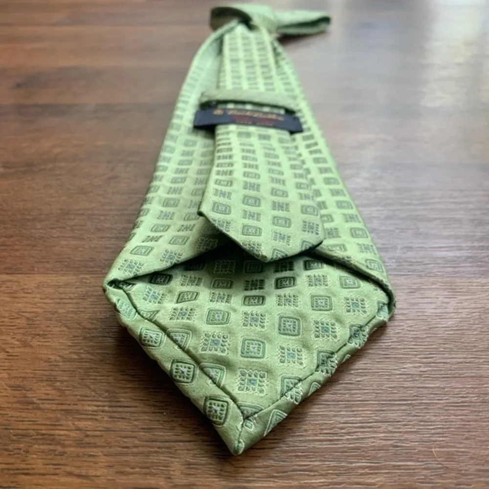 Brooks Brothers “Golden Fleece” Silk Tie NWT